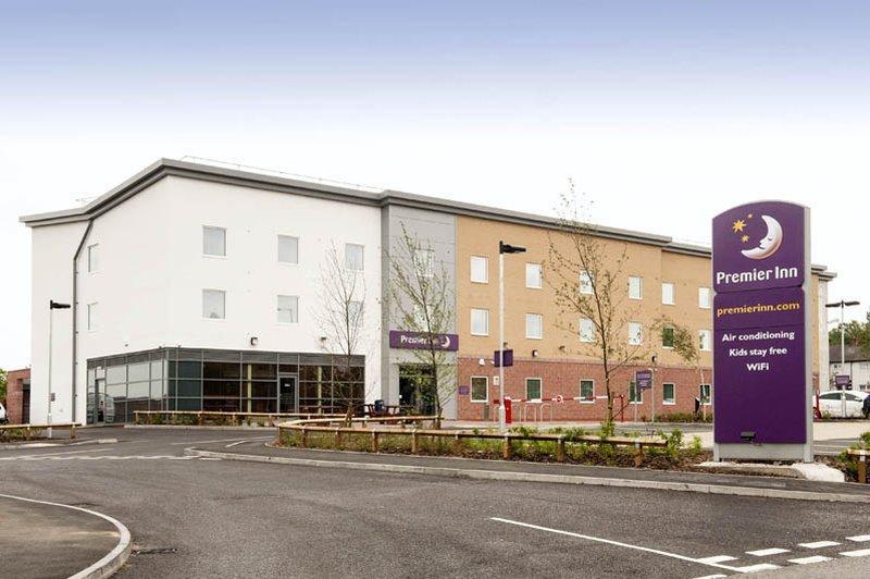 Premier Inn Dudley Town Centre Εξωτερικό φωτογραφία