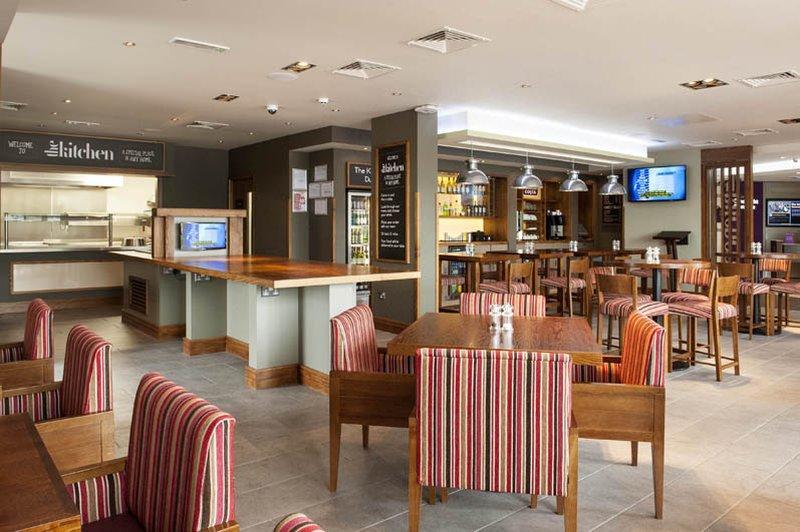 Premier Inn Dudley Town Centre Εξωτερικό φωτογραφία